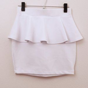New White Mini Skirt Size S